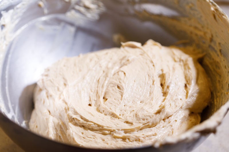 Biscoff spread folded with the cheesecake mixture to make biscoff cheesecake filling.